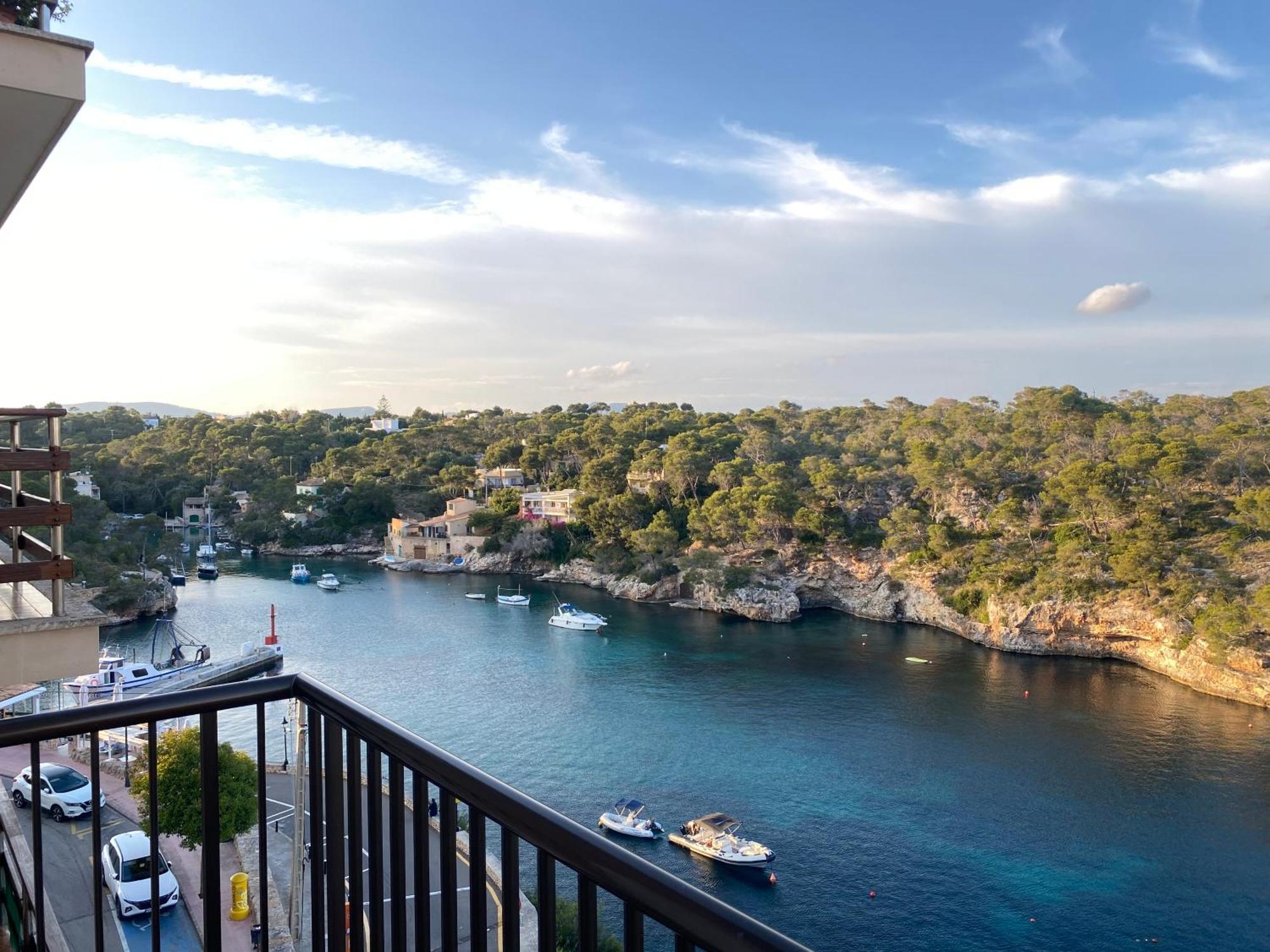 Hostal Restaurante Cala Кала-Фігера Екстер'єр фото